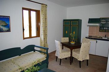 Astron Hotel